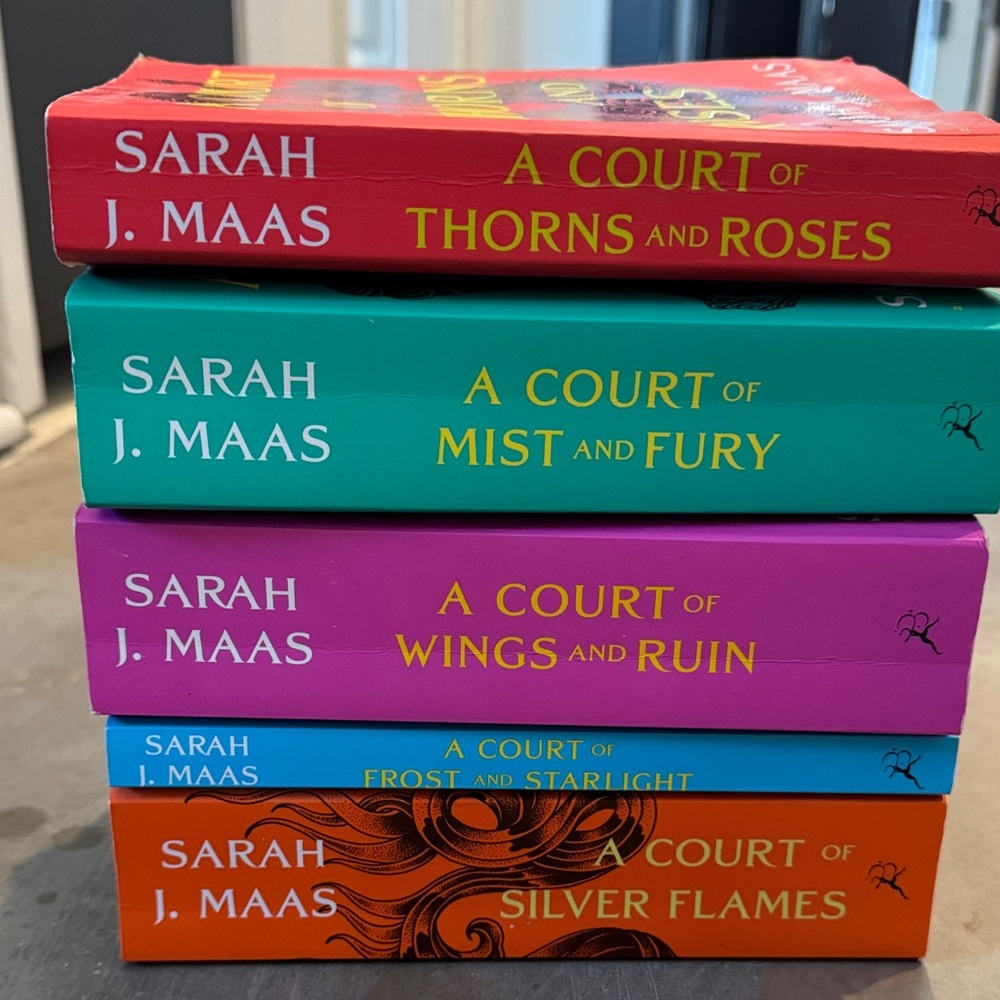 A Court of Thorns and Roses Series by Sarah J. Maas